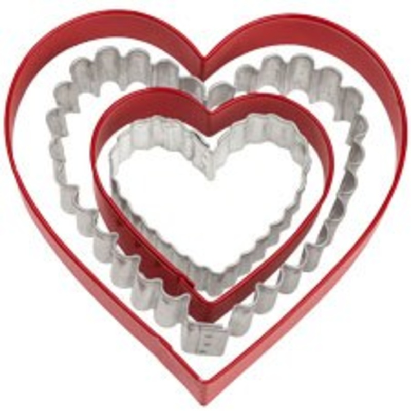 Wilton Nesting Heart Metal Cookie Cutter Set - 4 Pc