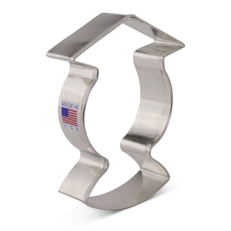 Graduate Cookie Cutter 4-1/8"