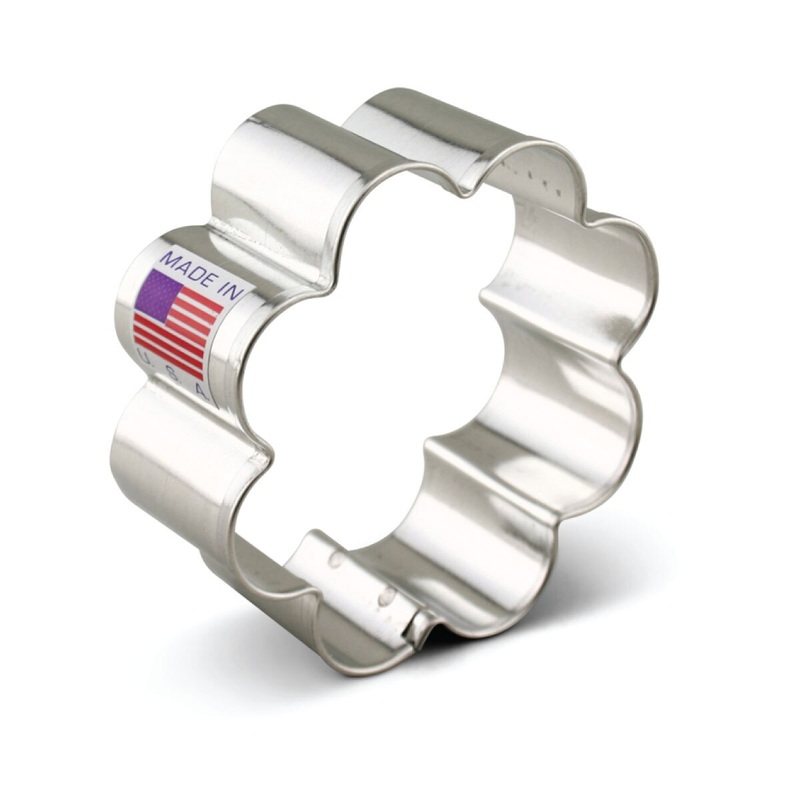 Small Flower Cookie Cutter 2-1/2"