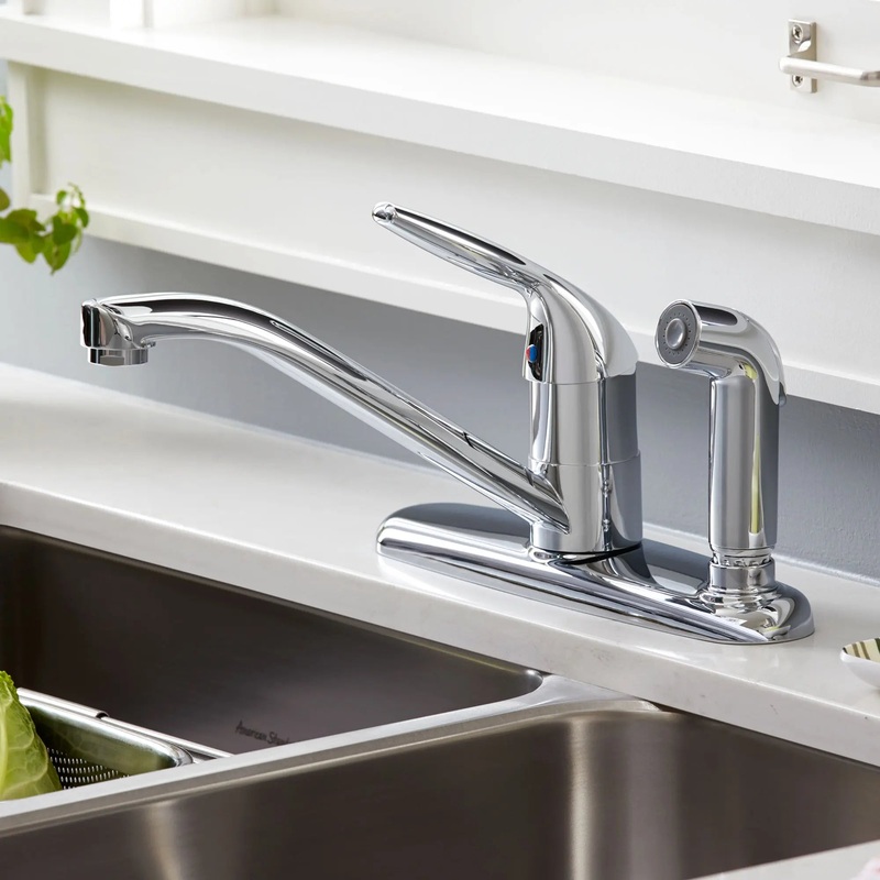 Colony Choice Single-Handle Kitchen Faucet 1.5 gmp/5.7 L/min With Side Spray