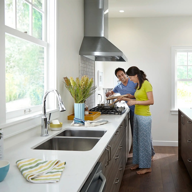 Portsmouth Single-Handle Pull-Down Dual-Spray Kitchen Faucet 1.8 gpm/6.8 L/min