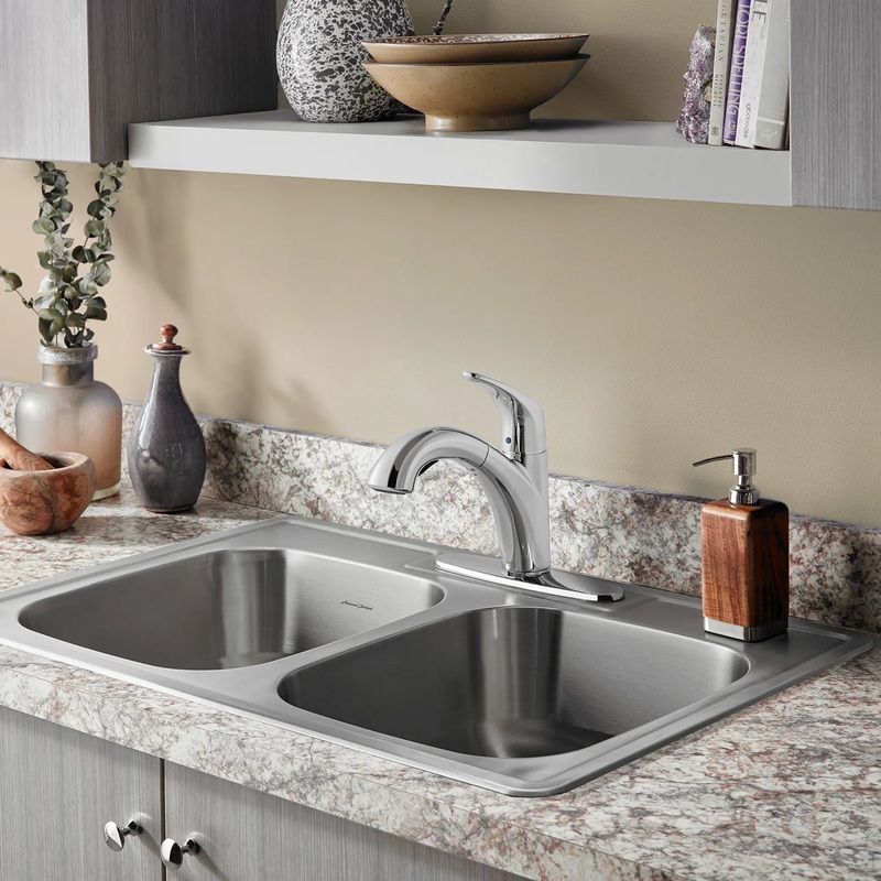 Quince Single-Handle Pull-Out Dual-Spray Kitchen Faucet 1.5 gpm/5.7 L/min