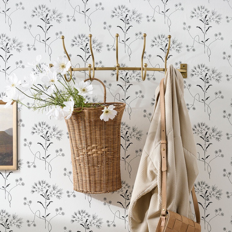 Woven Scalloped Wall Basket