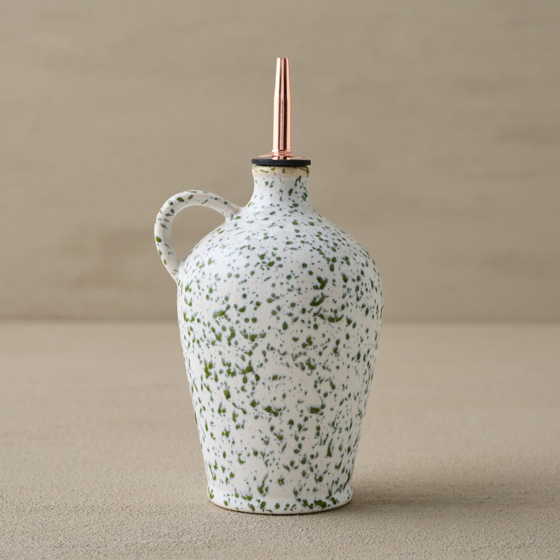 The Cottage Collection Speckle Oil Pour