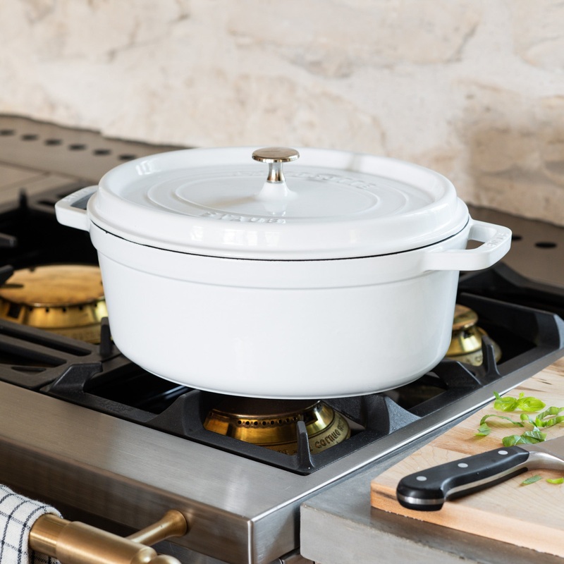 Staub Oval Cocotte