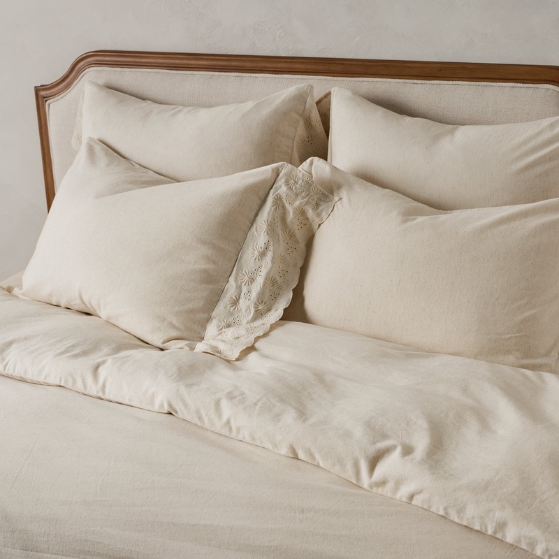 Natural Clara Eyelet Flange Quilt + Sham Set (Queen)