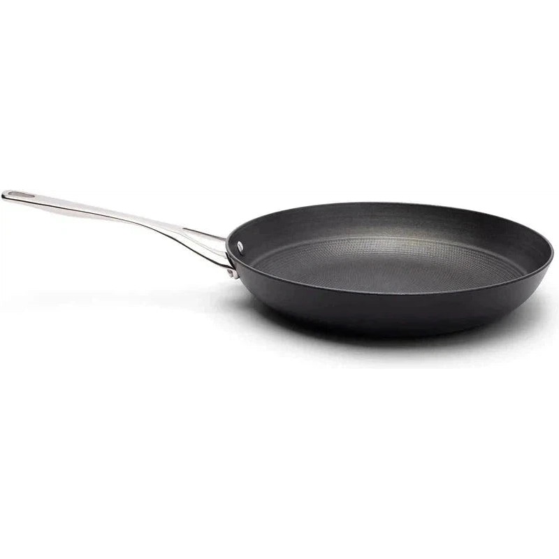 Crowd Cookware - 9" Cast Iron Buccaneer Skillet Fry Pan (24 cm) - 77675